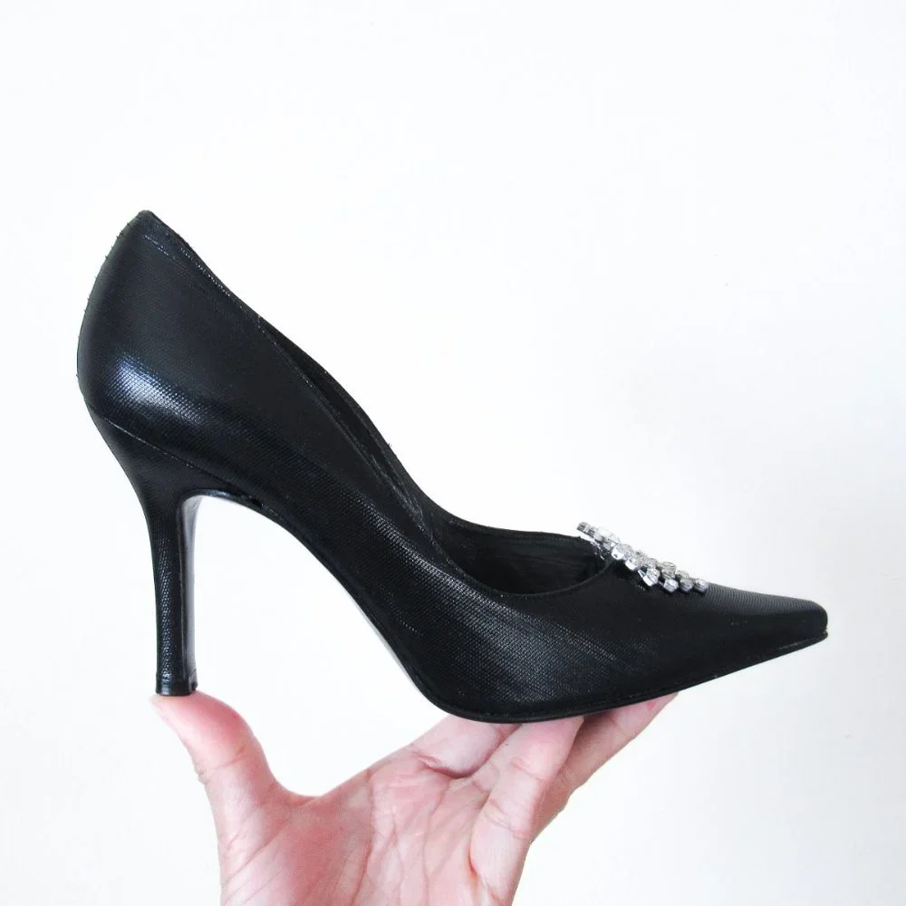 STUART WEITZMEN Classic Black Pointed Toe Pumps Crystal Charm Fringe Heels - Picture 12 of 15